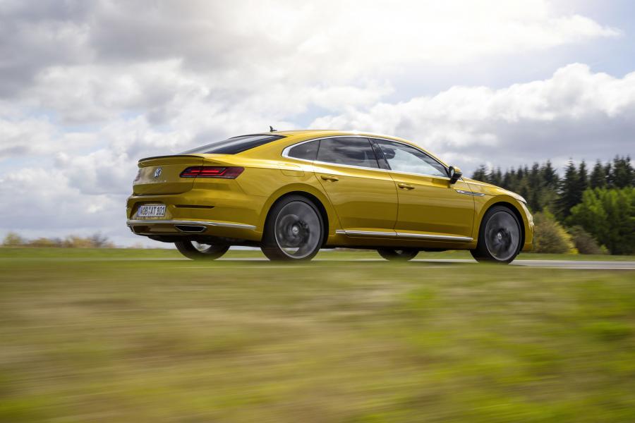  Volkswagen Arteon R-Line 2017 года  (WW) (фото 26 из 70)
